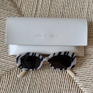 New Velvet Canyon Black and White Sunglasses